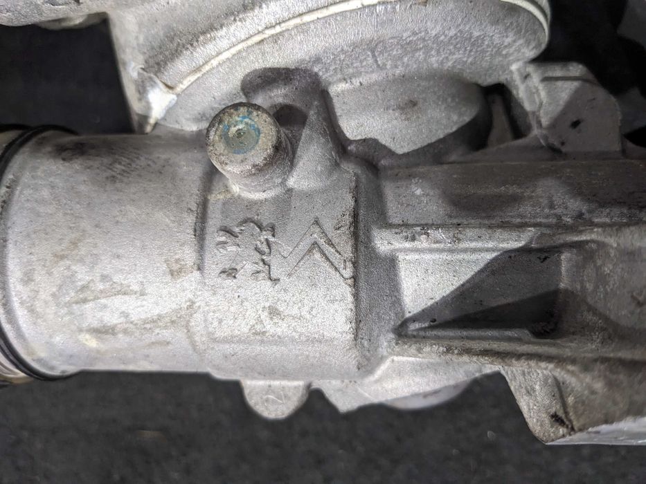 Рулевая рульова рейка  CITROEN C3 III OPEL Crossland X 9823964780