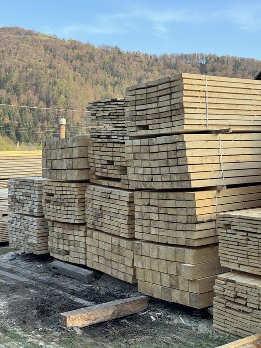 Пиломатеріали Різні Розміри Євро Якість Опт Роздріб