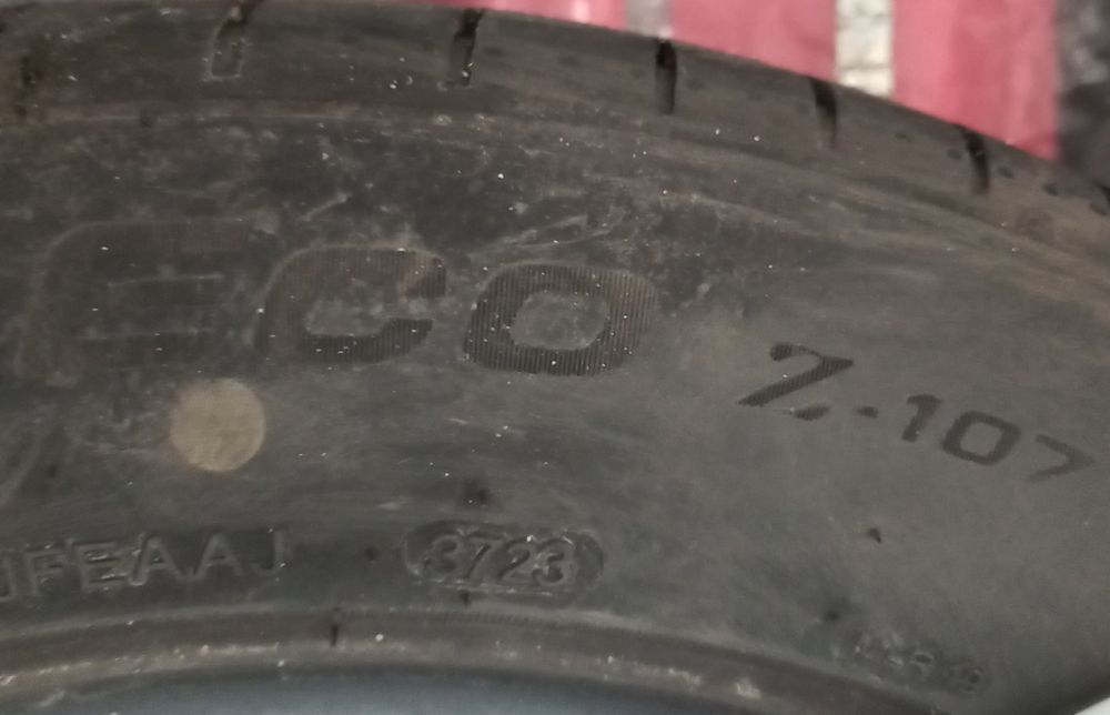 Pneu  205/55 R16