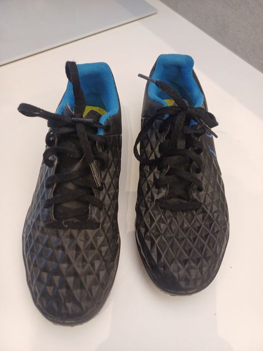 Buty piłkarskie Nike Tiempo roz. 37.5