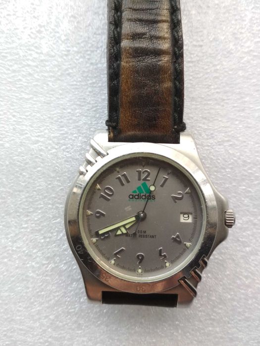Relógio da marca Adidas, vintage - coleção