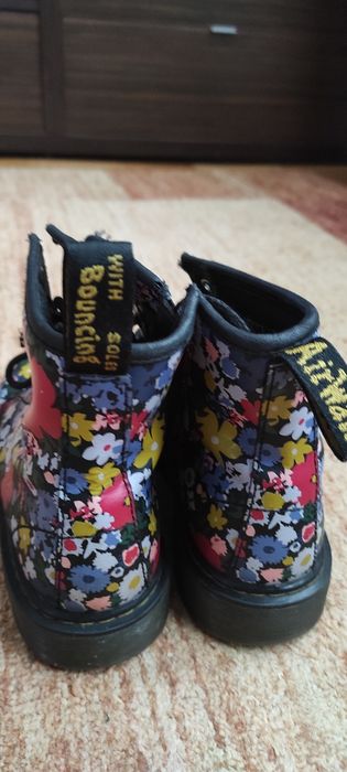 Buty dziewczęce Dr Martens rozm. 36