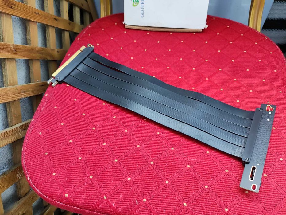 Kabel Riser PCIe 4.0 x16 adapter portu rozszerzeń karty graficznej GPU