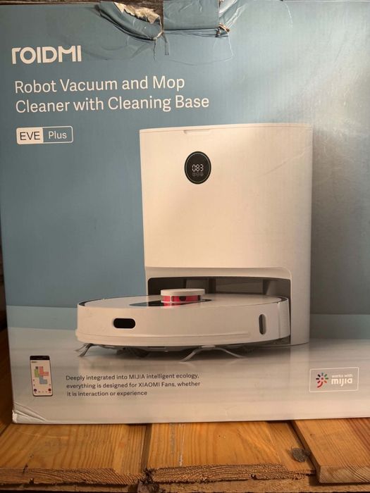 Robot sprzątający użyty kilka razy