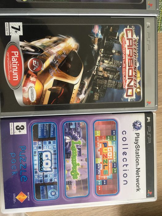 Caixas de jogos PSP vazias