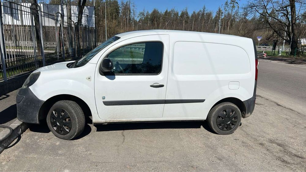 Reno kengo ze електричка