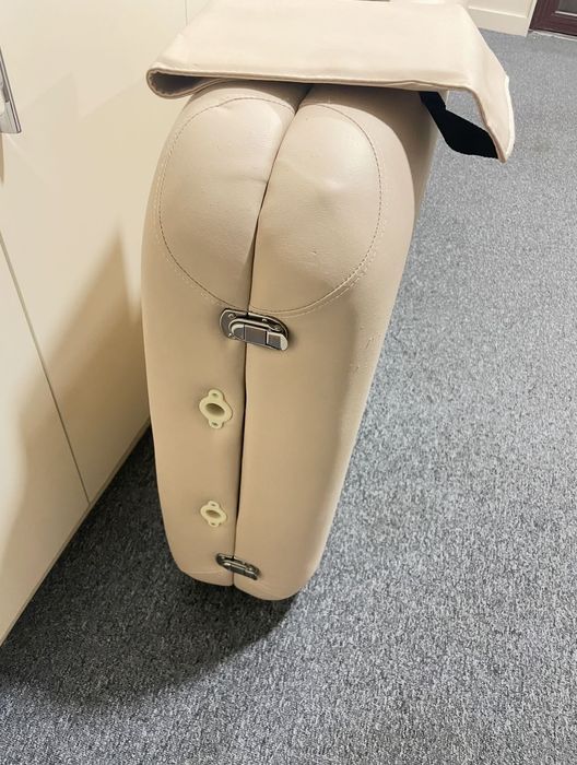 Массажный стол б.у