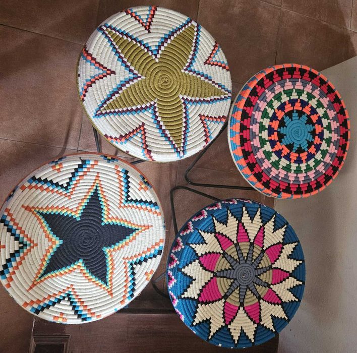 Mesas/ bancos de apoio