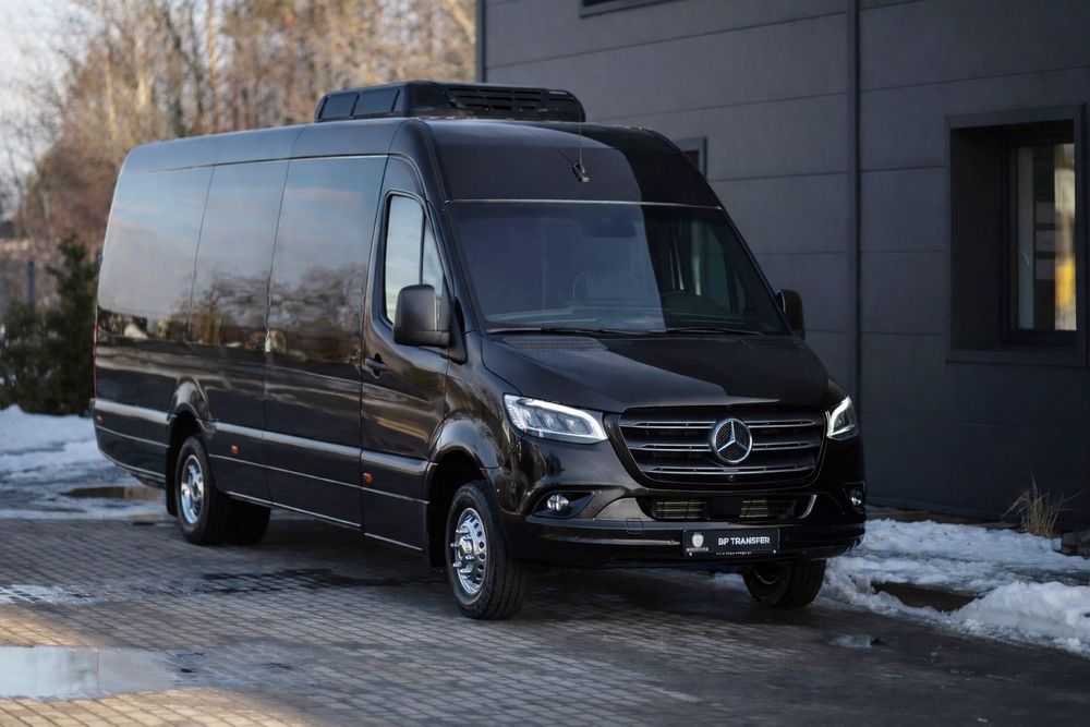 Mercedes-Benz Sprinter 519  XXL / przedłużony +40cm / 22+1+1 miejsc / Pogłębiany bagażnik / GSRII