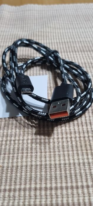 Kable do telefonu plus ładowarka