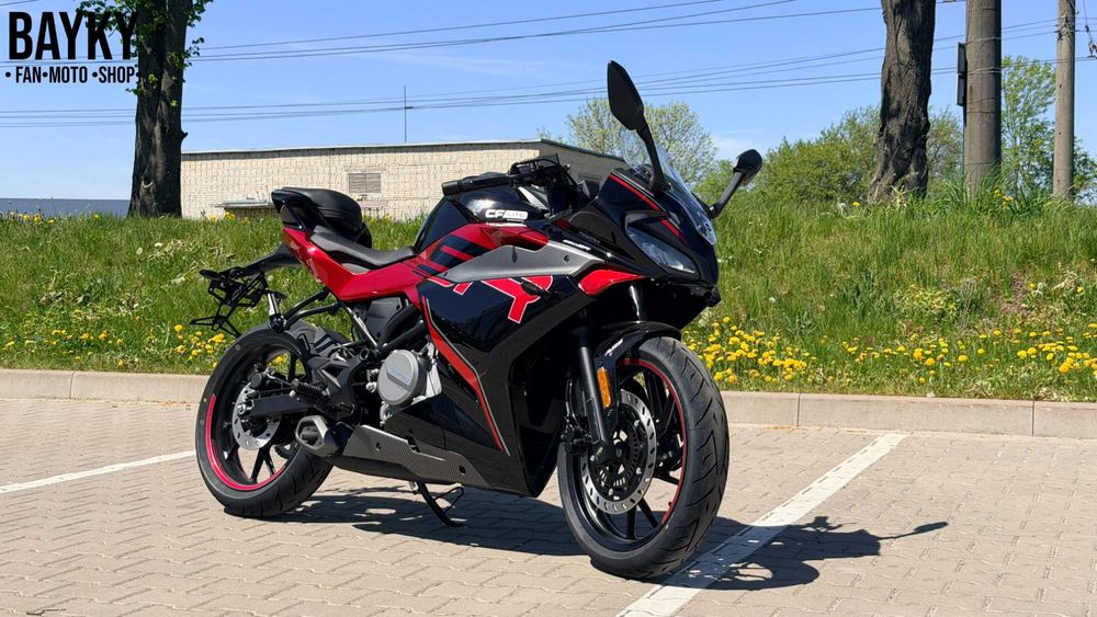 Мотоцикл CFMOTO 250SR Lite