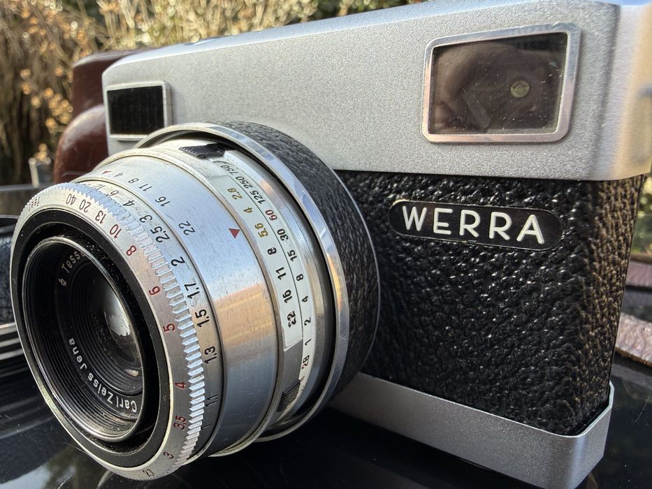 Werra Carl Zeiss Jena Tessar 2.8 50 światłomierz aparat analogowy + futerał