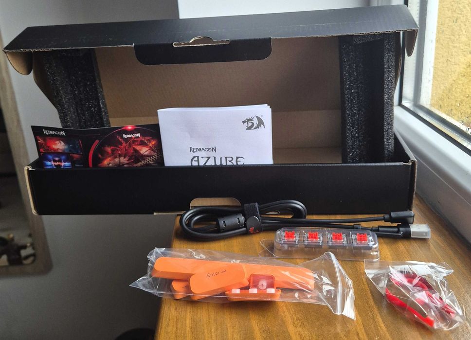 Klawiatura Redragon Azure RGB | Jak nowa | Gwarancja do 23.12.2027