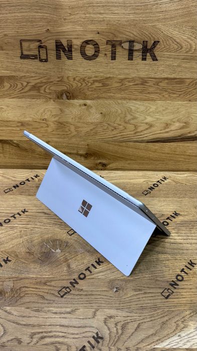 Планшет Microsoft Surface Pro 8 1983 i7-1185G7/16GB/SSD 256 / QHD+ IPS