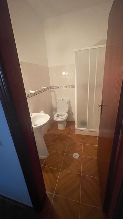 Vende-se casa em sambade alfândega da fé