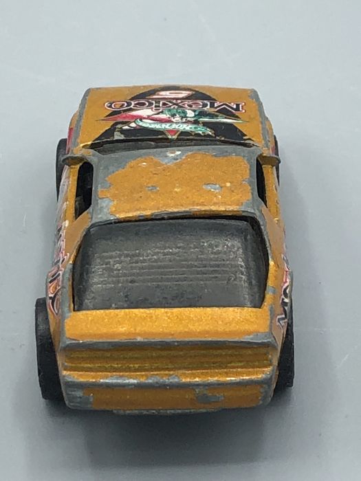 Hot Wheels – metalowy samochodzik Mattel 1988, vintag
