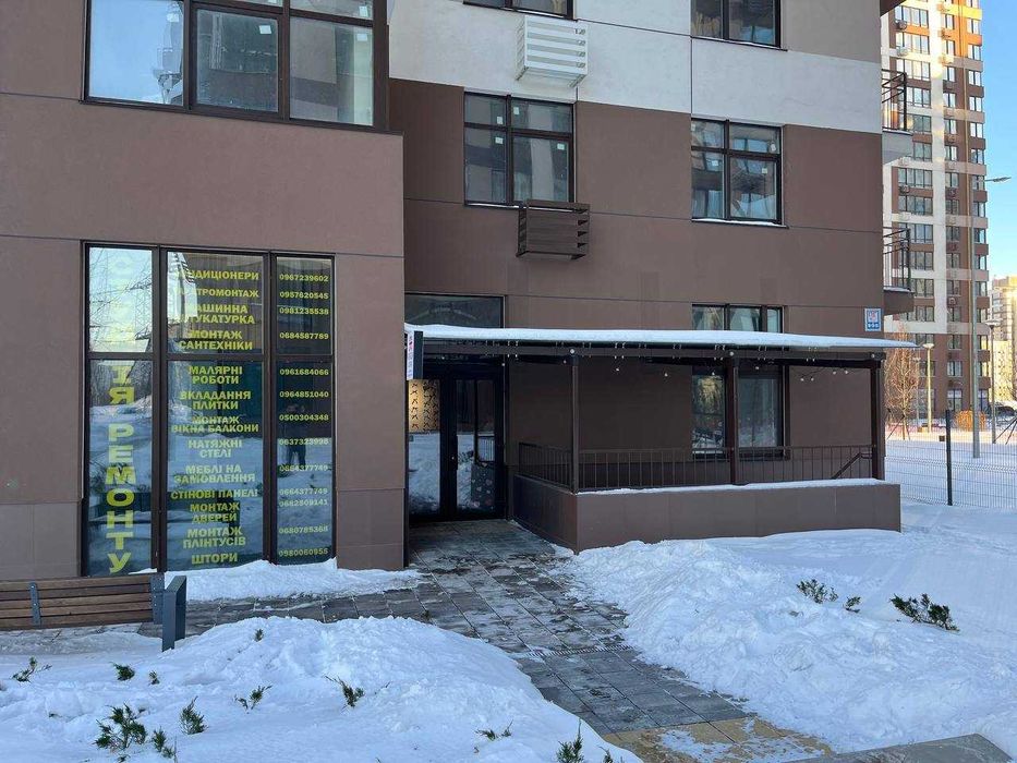 Продаж комерції. Кутовий фасад 69м на Олеся 7 | ЖК Варшавський 2 - View 2