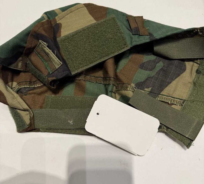 Кавер на шолом Fast M в кольорах Піксель та Вудленд