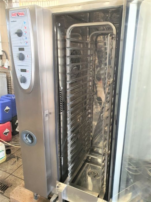 Piec konwekcyjno parowy RATIONAL CM201E scc line