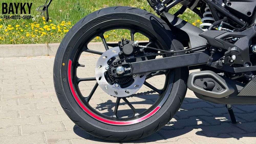 Мотоцикл CFMOTO 250SR Lite