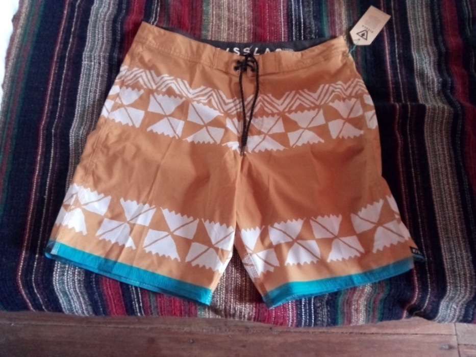 Fato de banho VISSLA totalmente novo, Upcycled Coconut Stretch