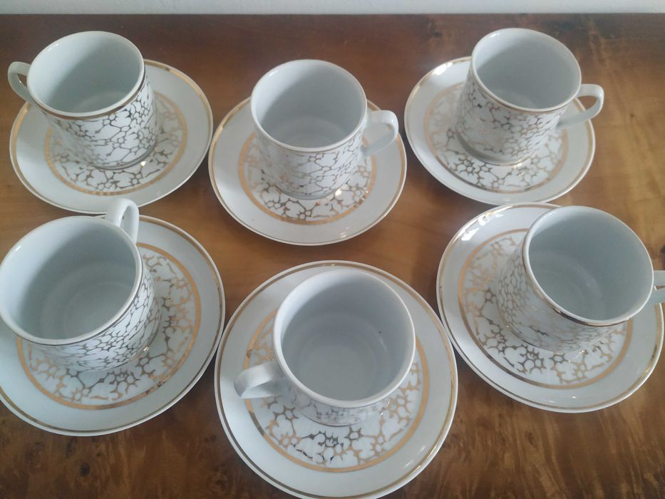 Porcelanowy serwis do kawy Chodzież