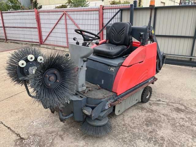 Ogłoszenie sprzedaży zamiatarek Hako Jonas 980 E, 900 E oraz 980 V