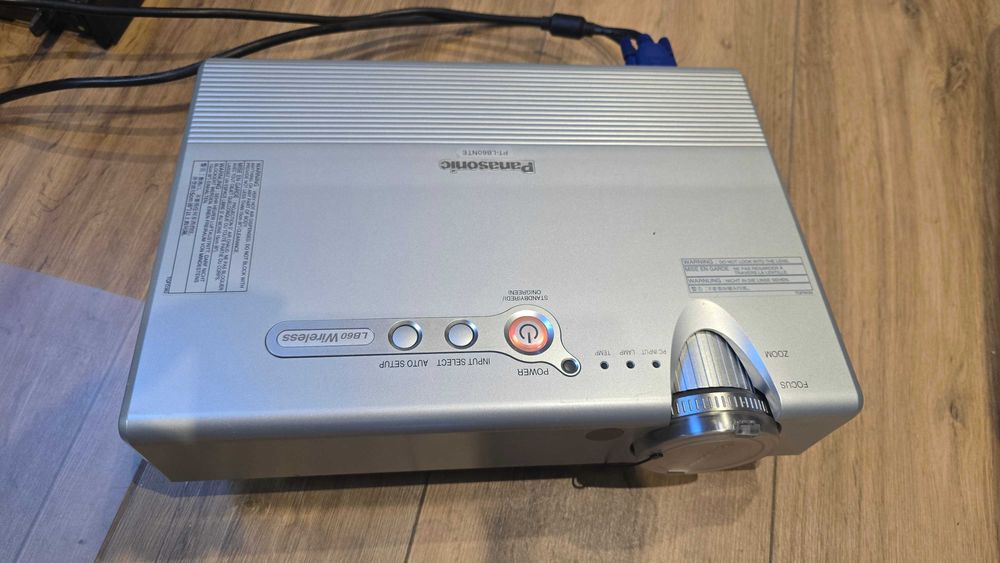 Rzutnik Panasonic PT-LB60NTE