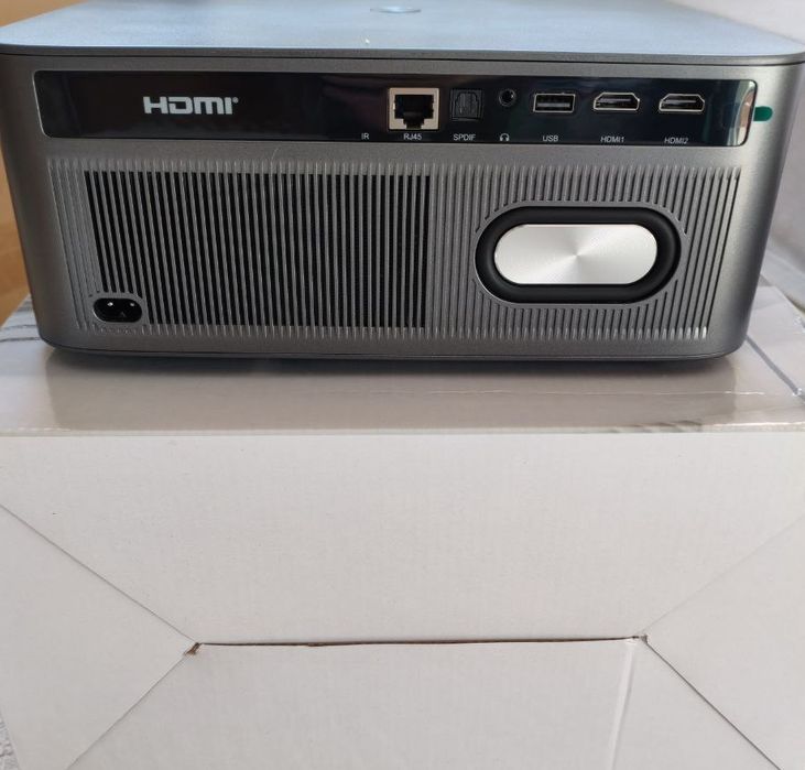 Продам проектор Thundeal TD98 Pro новый