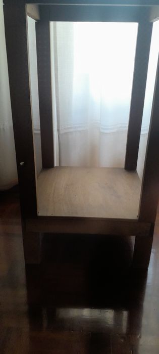 Mesa camilha em madeira