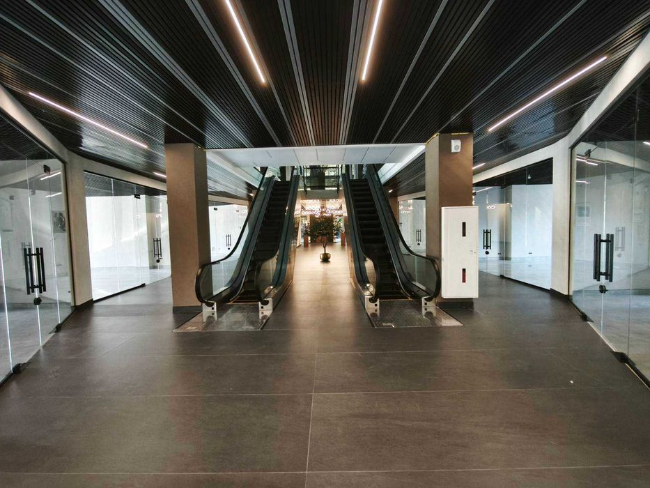 Здається в оренду торгово-офісне приміщення, ТЦ IDM MALL Код: 35637