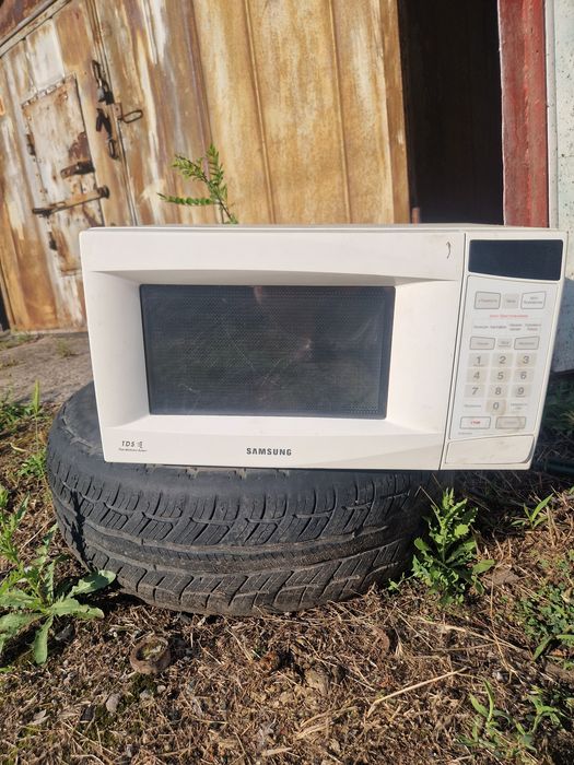 Микроволновка Samsung