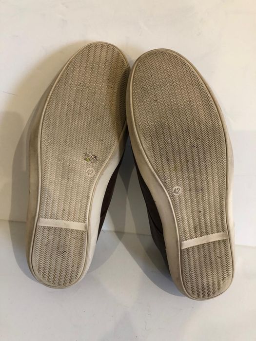 Sapato desportivo castanho 42
