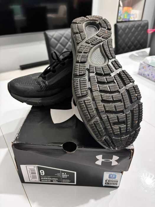 Under Armour HOVR Sonic 5 Storm 42.5 - buty do biegania jesień zima
