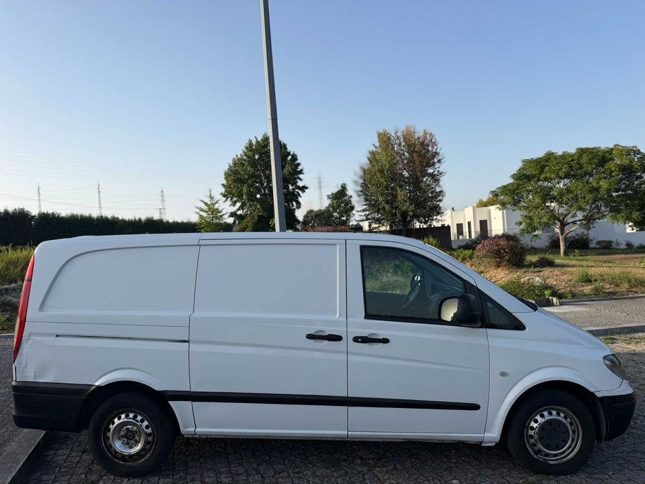 Mercedes-Benz Vito 109 CDI Isotérmica com Frio