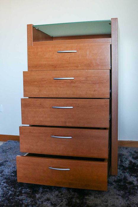 Comoda de quarto com gavetas carvalho mel