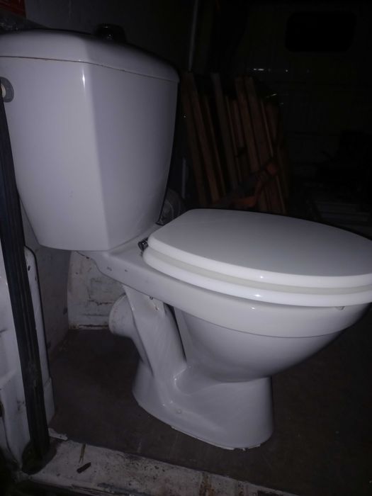Kompakt WC z deską