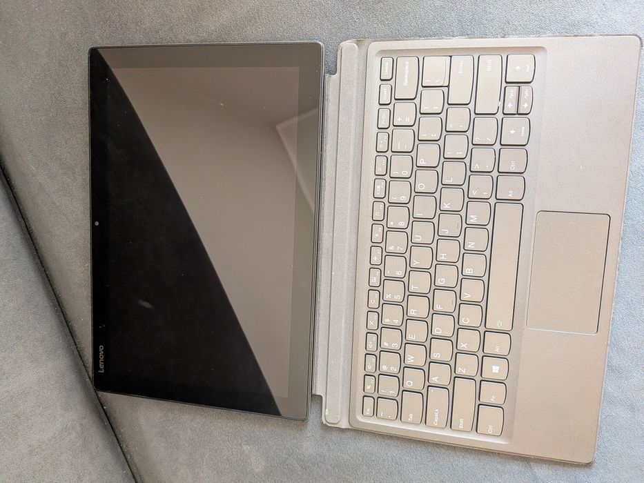 Продам планшет Lenovo Miix 520-12ikb