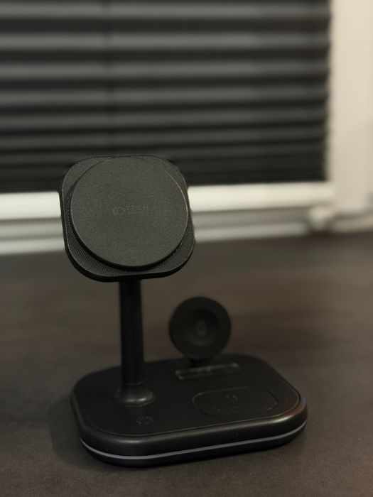 Ładowarka Bezprzewodowa indukcyjna  Magnetic MagSafe Wireless Charger