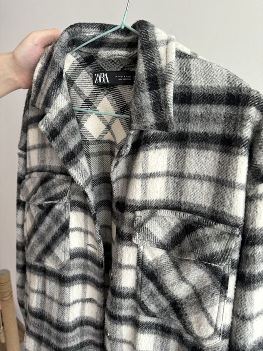 Трендова утеплена сорочка Zara