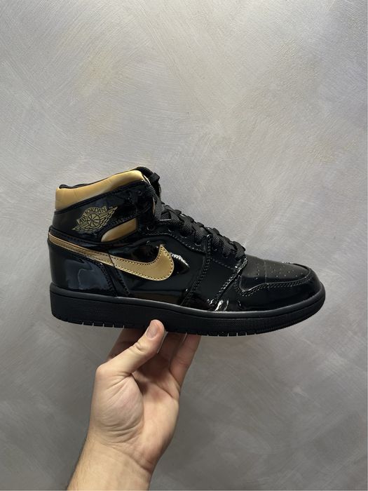Nike Air Jordan 1 Retro High Black Metallic Кросівки оригінал оригинал