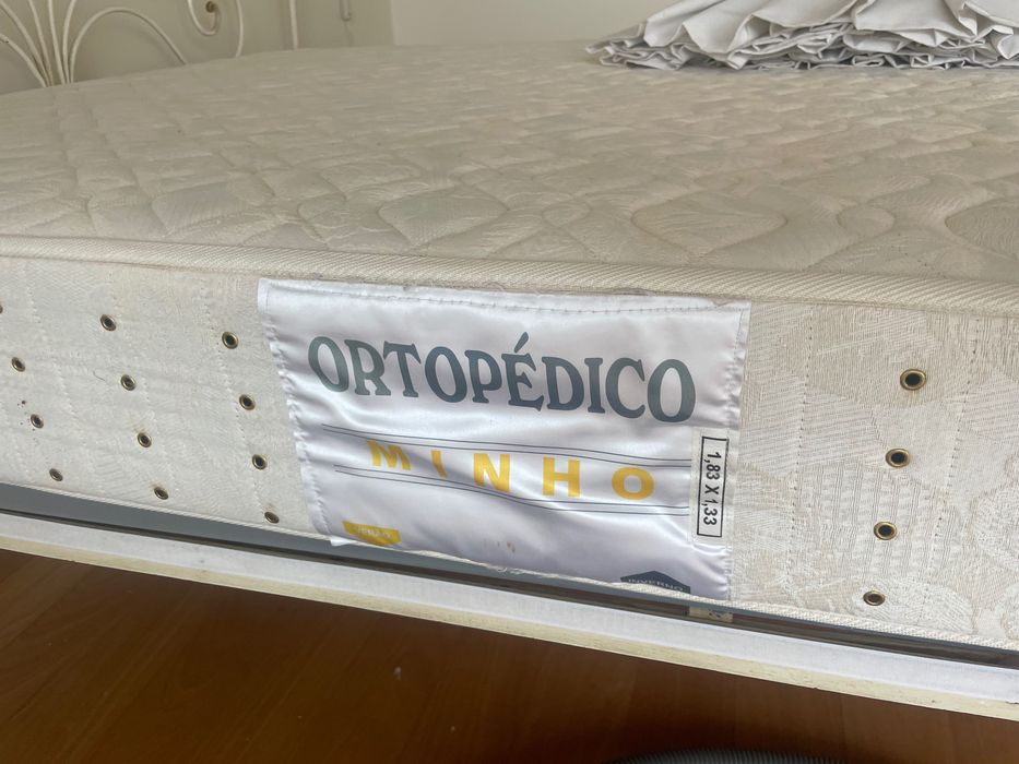 Cama ferro antiga restaurada