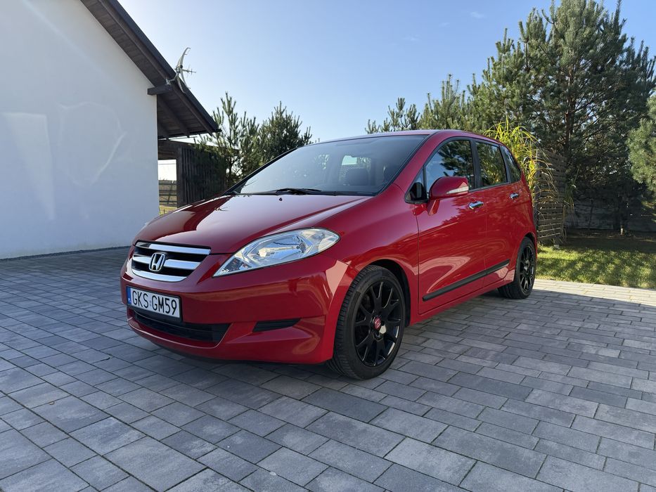 Honda FR-V
