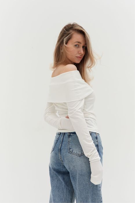 лонгслів молочний , жіноча кофта