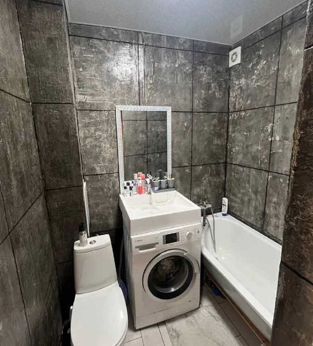 Продам 1к квартиру з ремонтом