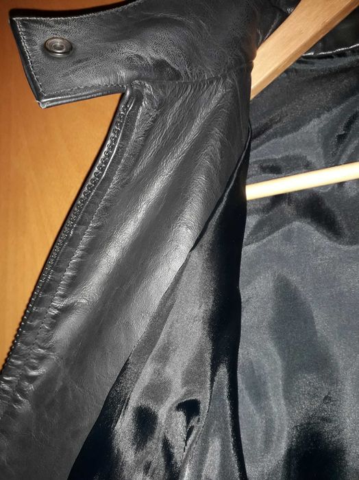 Blusão de pele estilo motard