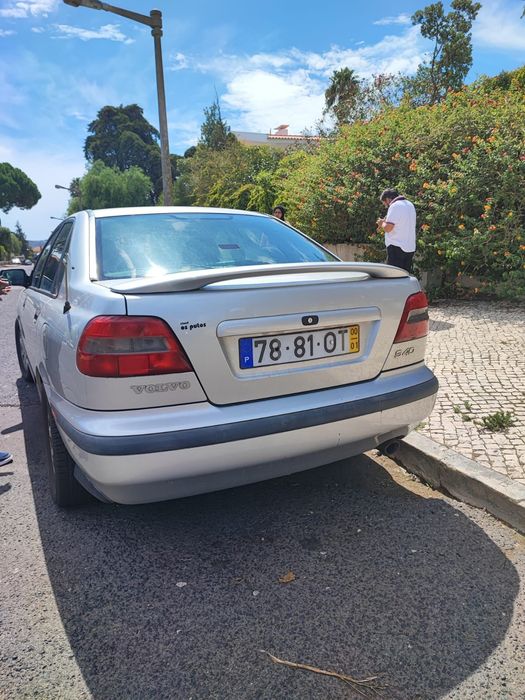 Volvo S40 16 Gasolina 2000 model
