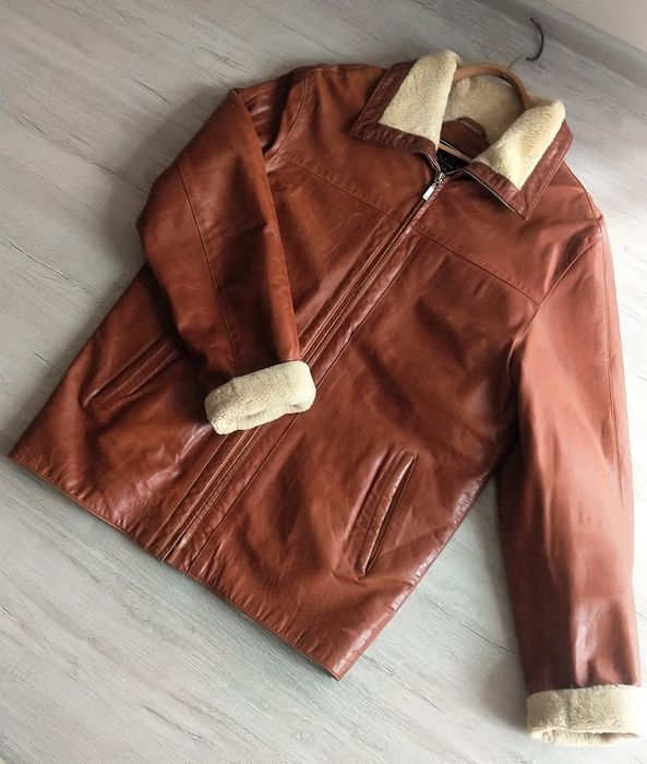 Шкіряна куртка ,дубльонка