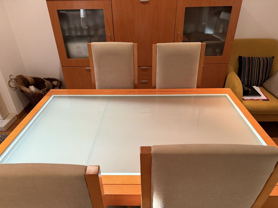 Mobilia de sala em cerejeira