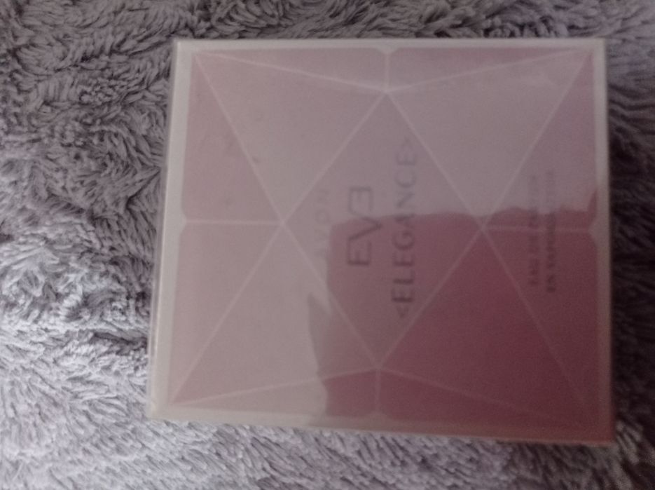 Eva elegance unikat avon